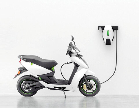 راندن موتورسیکلت برقی هم بدون گواهینامه ممنوع!