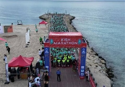 عکس‌های جدید از ماراتن زنان در کیش؛ در دولت رئیسی ایراد نداشت؟