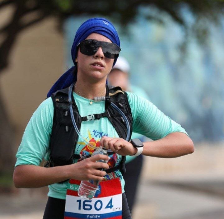 تصاویر زنان دونده در ماراتن کیش 1402