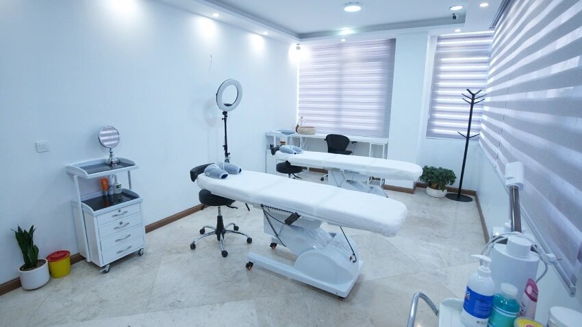 اطلاعات تماس کلینیک مدریک