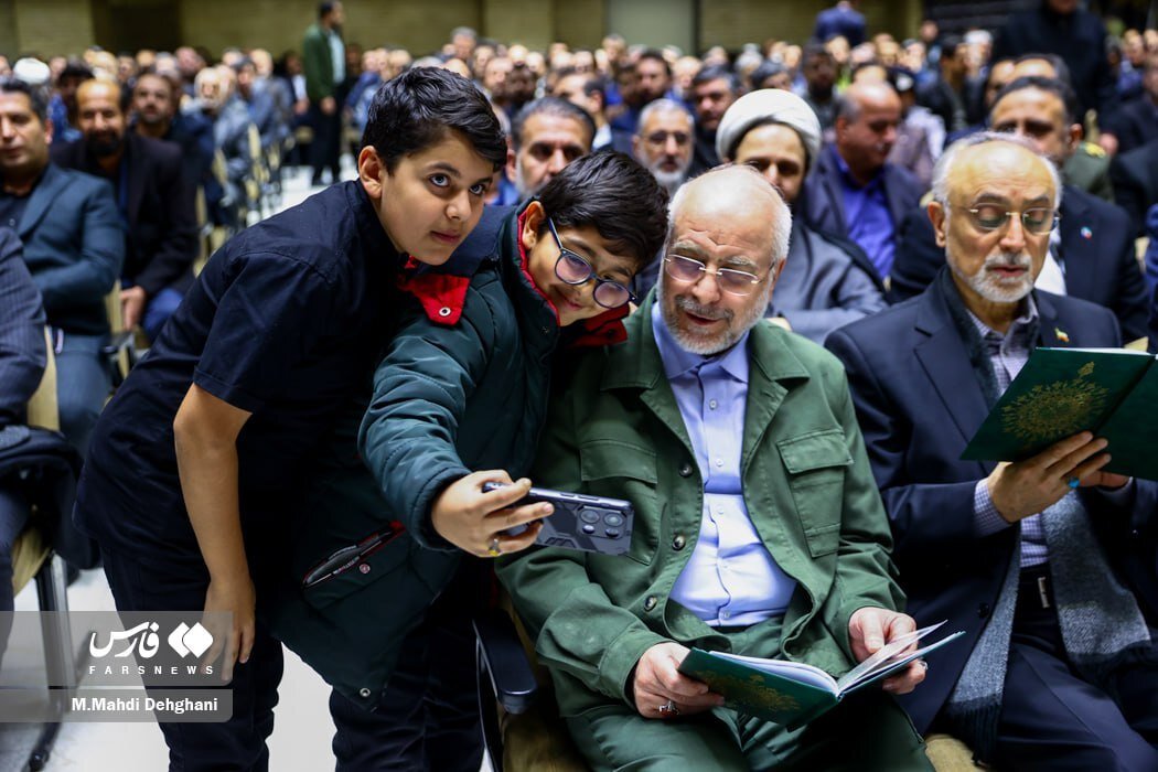 قالیباف در مراسم ترحیم خانواده سقاب اصفهانی