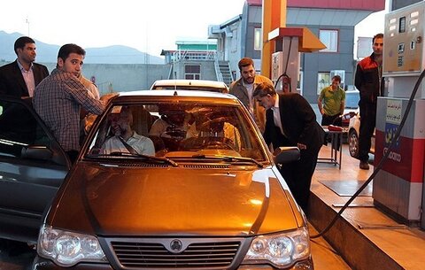 آقای جلیلی! کدام نهاد شمارا مجبور کرد ۲۵ سکه بهار خرج ضدگلوله کردن پراید کنید؟