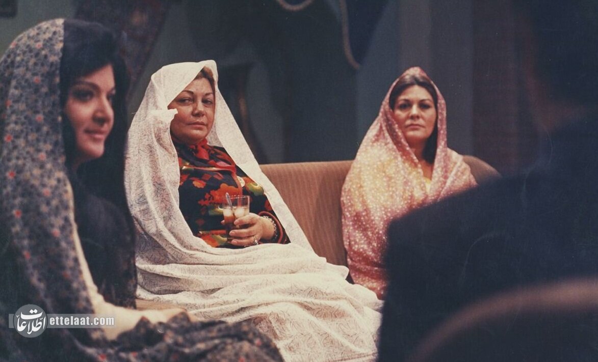 ۲۰ عکس خاطره‌انگیز از حمیده خیرآبادی؛ مادر سینمای ایران!
