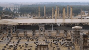 سریال تلخ یادگاری نویسی در آثار باستانی پایان می‌یابد؟