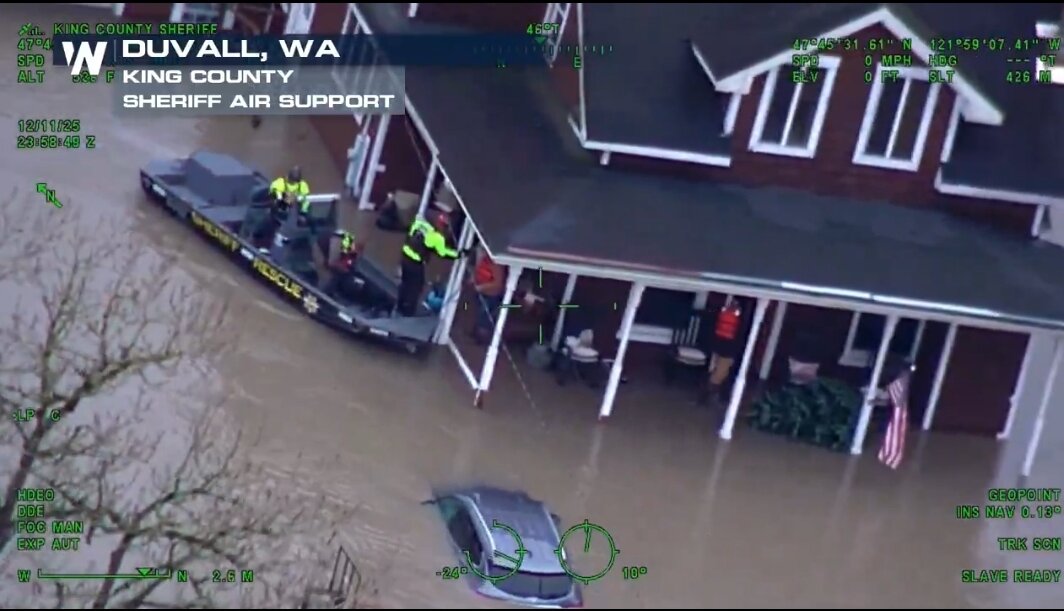 سیل مردم را غافلگیر کرد؛ رکورد بارندگی ۵۰ساله شکسته شد +ویدیو