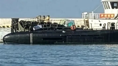 این غول سیاهرنگ حامل موشک، هم کشتی است هم زیردریایی! +تصاویر