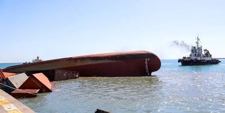 لحظه برخورد دو کشتی غول‌پیکر اوکراینی! +ویدیو