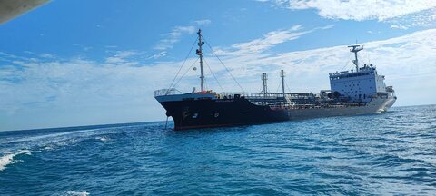 نفتکش حامل ۴ میلیون لیتر سوخت قاچاق توقیف شد