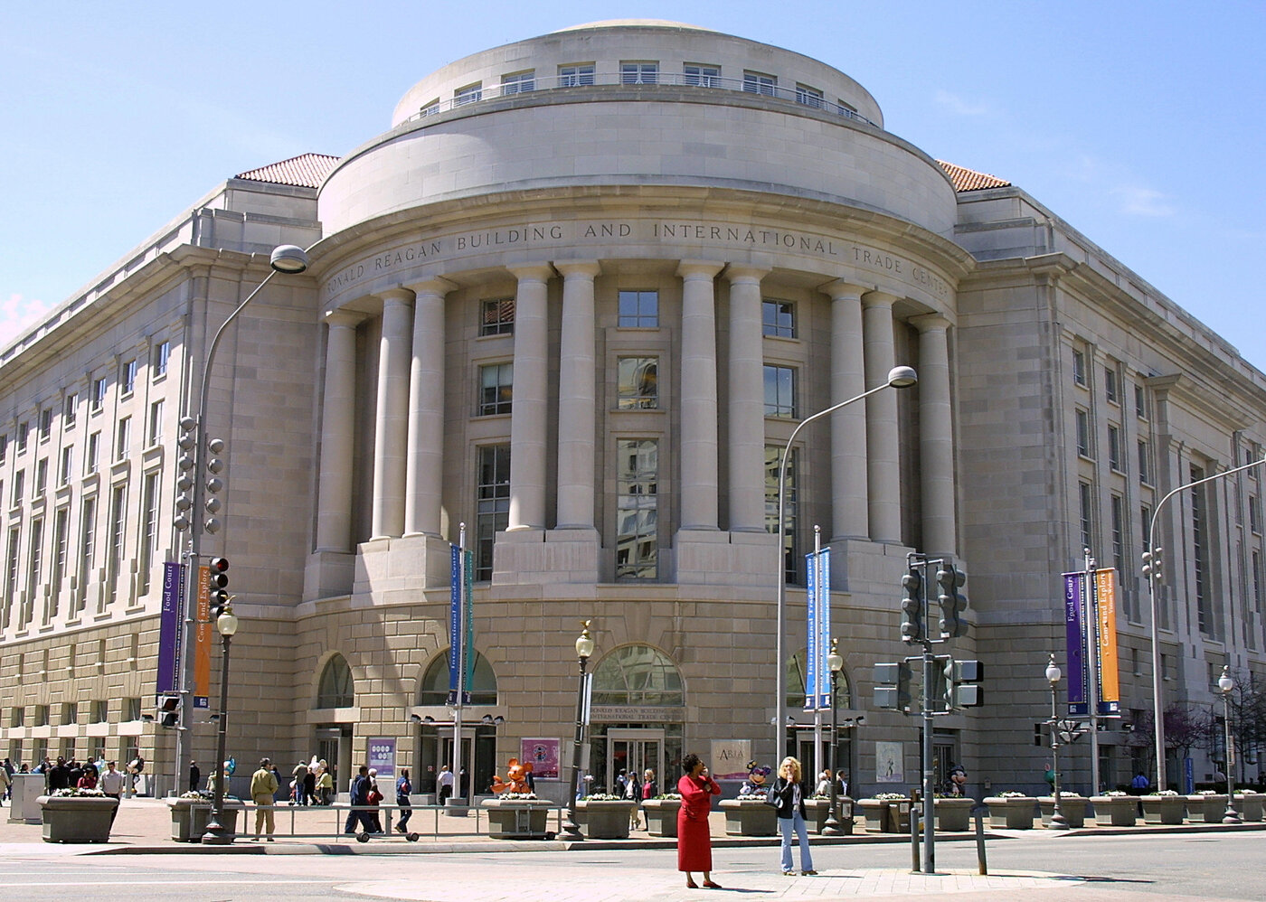 دفتر مرکزی FBI بعد از ۵۰سال تغییر کرد +عکس