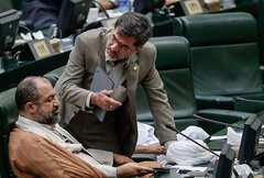 استیضاح وزرای دولت در این شرایط هیچ دردی از مردم درمان نمی‌کند