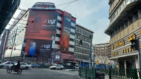 اعتراض فعالان بازار موبایل به نوسان نرخ ارز؛ خطر تعطیلی مغازه‌ها وجود دارد