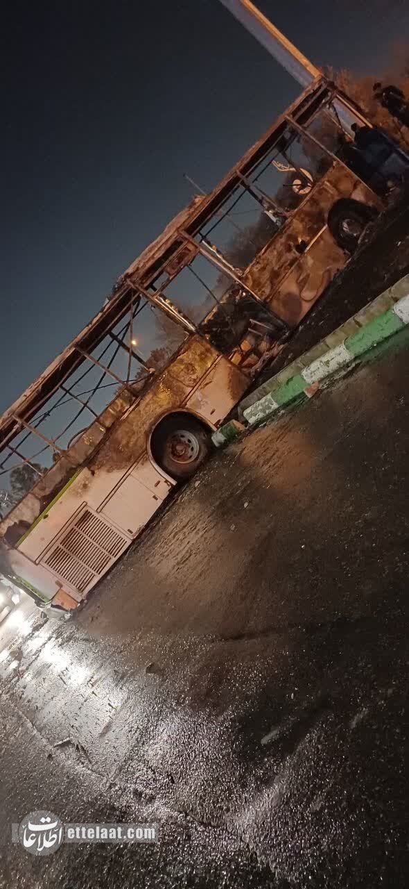 اغتشاشگران دو دستگاه اتوبوس را در مشهد آتش زدند! +تصاویر