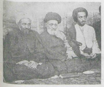 ببینید: آیت‌الله کاشانی را به خاطر این عکس بازداشت کردند!