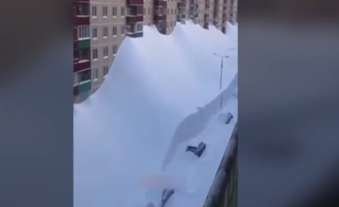 یک شهر زیر برف دفن شد! +ویدیو