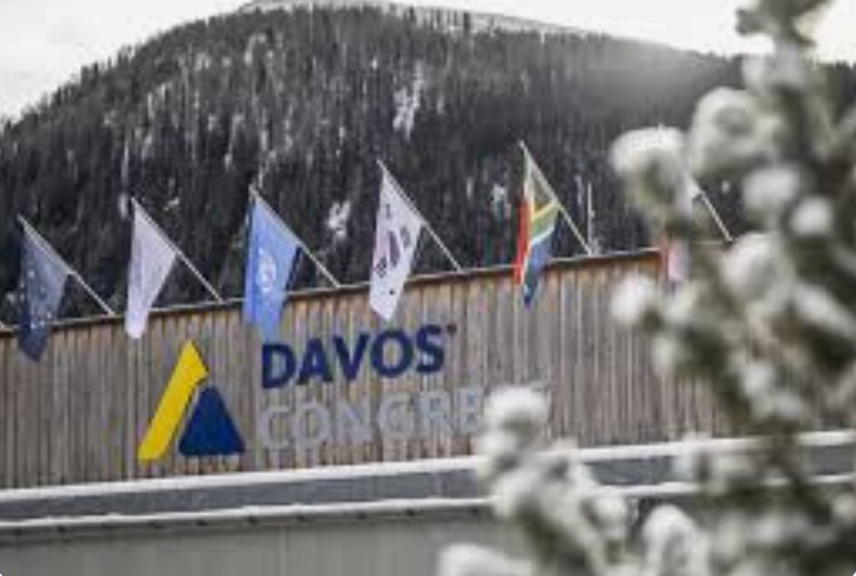 آینده جهان کثیف در سوئیس بررسی می‌شوند