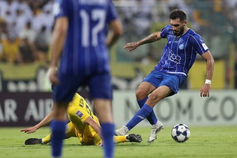 تراکتور برای جذب بازیکن جنجالی استقلال پا پیش گذاشت!