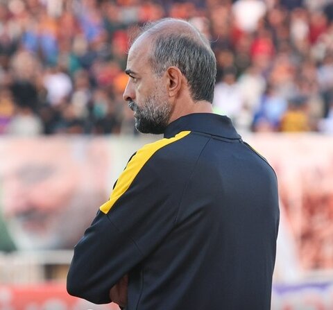 شکست سپاهان تقصیر برف تهران بود؟ نویدکیا پاسخ داد