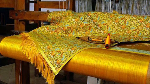 زری‌بافی نفس‌های آخر را می‌کشد؛ تاج هنر نساجی ایران سقوط می‌کند؟