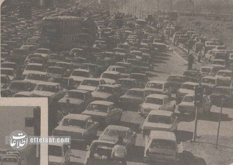 عکس‌هایی از ترافیک وحشتناک تهران در زمستان ۱۳۵۴