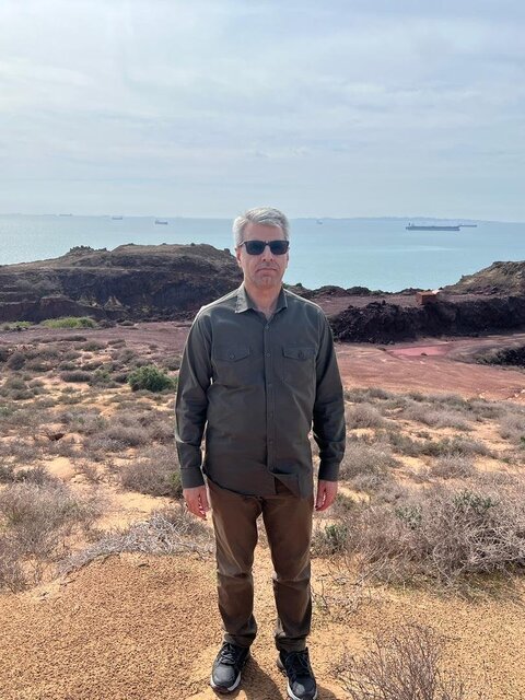 سخنگوی وزارت خارجه بعد از زمزمههای حمله آمریکا به هرمز رفت +عکس