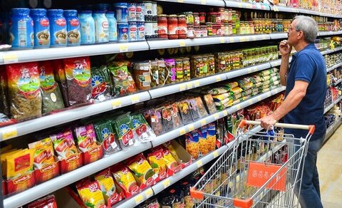 بحران معیشت را مهار کنید