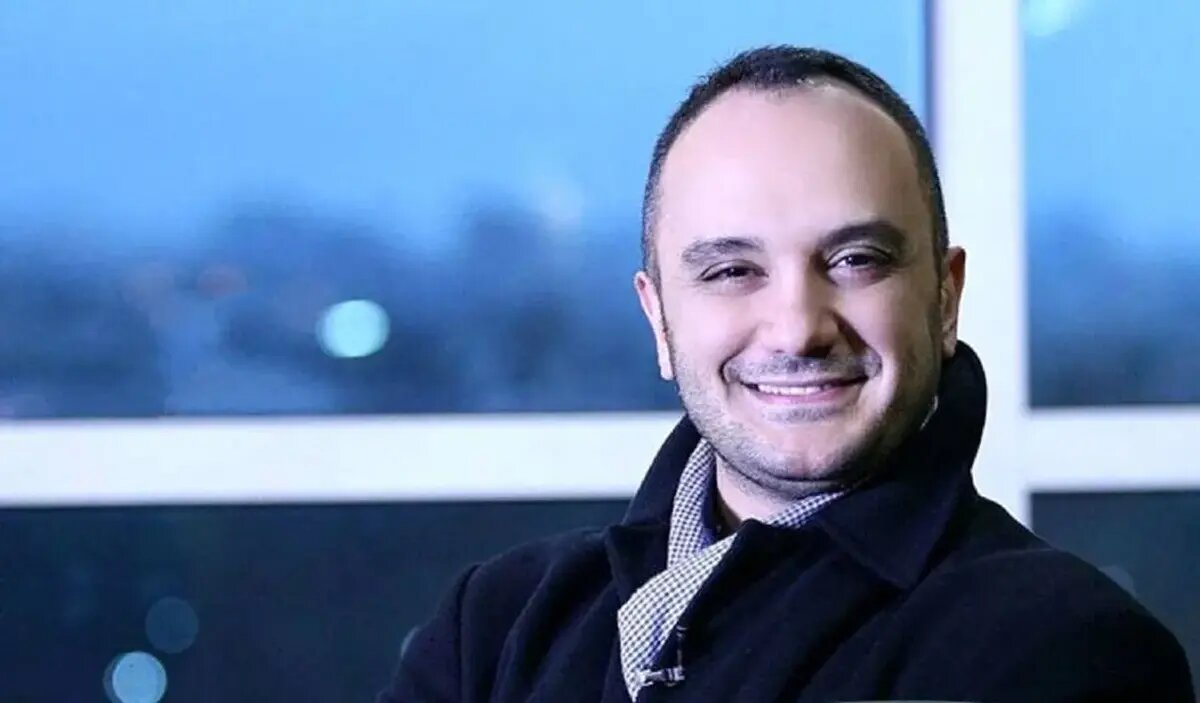 بی‌اخلاقی جدید آقای بازیگر در خارج از کشور/ آقای کرمی با چه منطقی خود را شایسته اداره جامعه می‌دانید؟