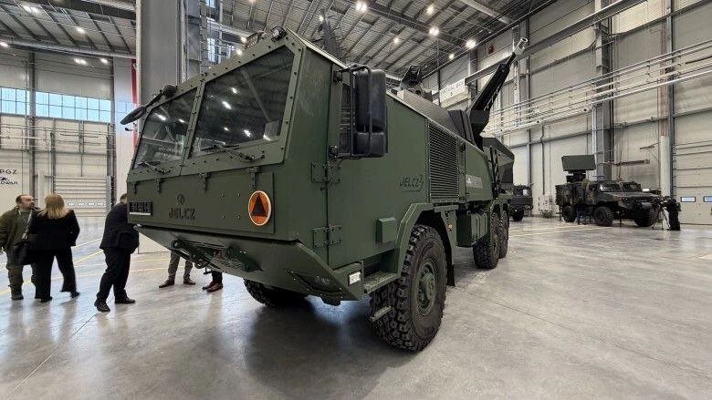 بزرگترین سامانه ضد پهپاد ناتو در لهستان رونمایی شد +ویدیو