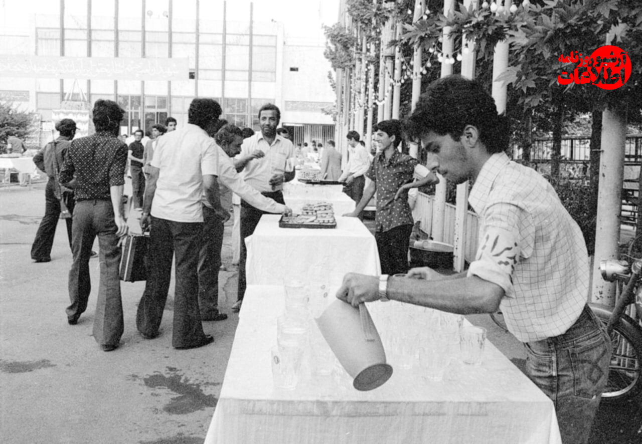 عکسهای دیدنی از جشن نیمه شعبان ۴۰سال قبل در تهران!