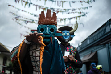 تصاویر| ماسک‌های مکزیکی به خیابان آمدند