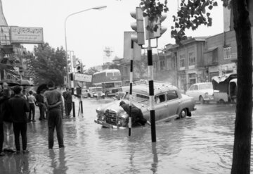 سیل یک پسر ۸ ساله را در تهران با خود برد! +عکس