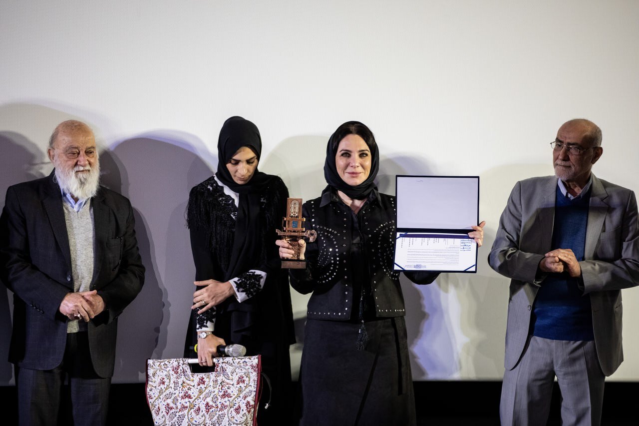 سلاف فواخرجی