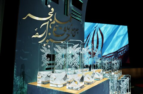 سیمرغ‌های جشنواره روی شانه این هنرمندان آرام گرفتند