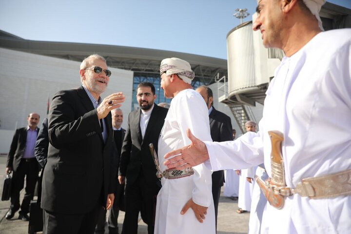 لاریجانی پس از مسقط، راهی دوحه شد