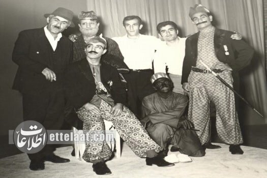 عکسهای خاطرهانگیز از ۶۰ سال بازیگری عنایت بخشی را تماشا کنید