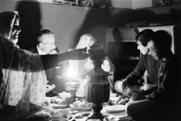 آگهی‌های بامزه رمضانی قبل انقلاب: از تعطیلی کاباره تا توپ سحر!