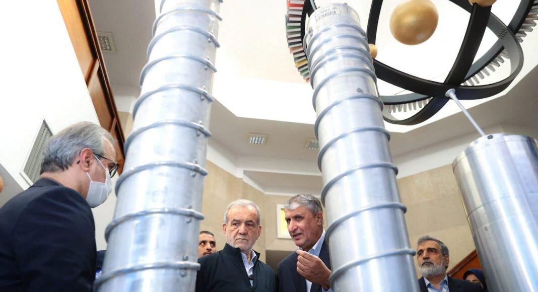 سی‌ان‌ان: ایران با انتقال بخشی از ذخایر اورانیوم به روسیه موافقت کرد