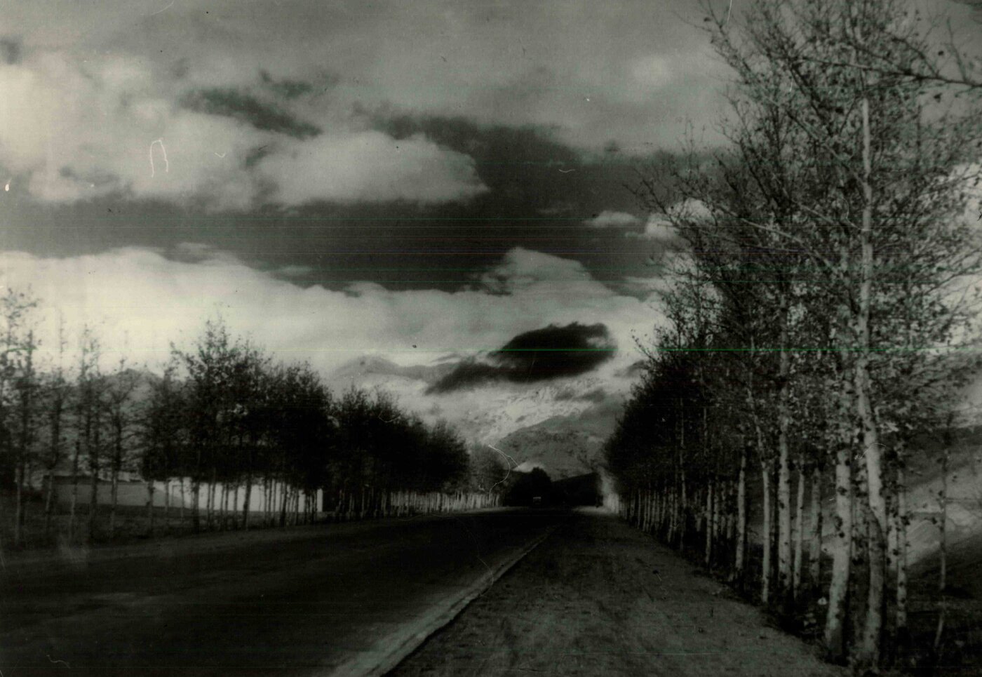 جاده نیاوران سال ۱۳۳۴