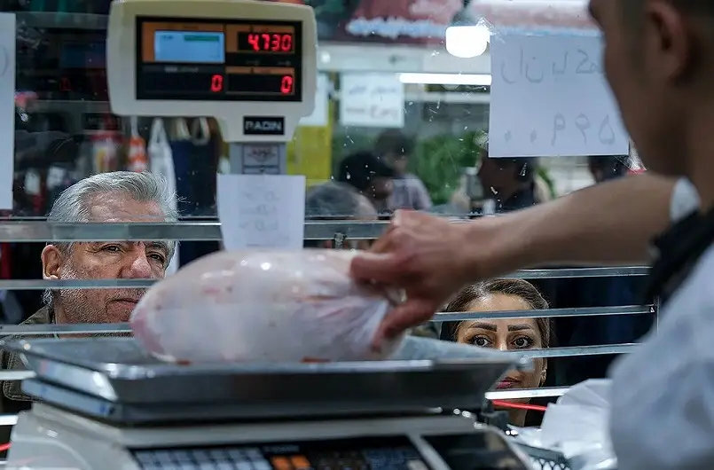 گرانی شدید مواد غذایی در ماه مبارک؛ مردم اجناسی با کیفیت پایین خریداری می‌کنند