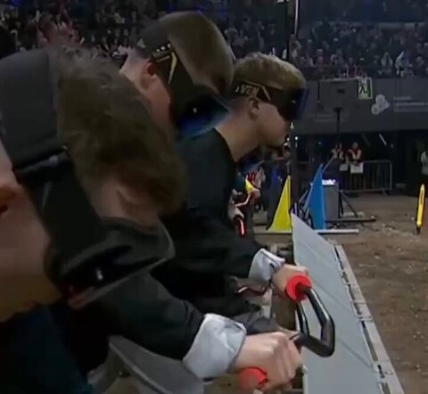 مسابقه موتورسواری بدون «موتور سیکلت»! +ویدیو