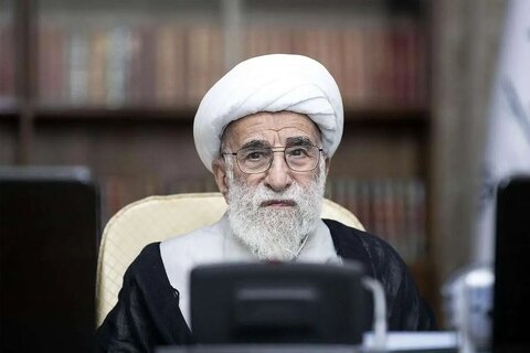 صدسالگی آیت‌الله جنتی سوژه شد؛ از شوخی‌های عمومی تا راز سلامتی!