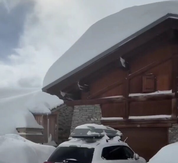 بارش ۳ متری برف مردم را غافلگیر کرد +ویدیو