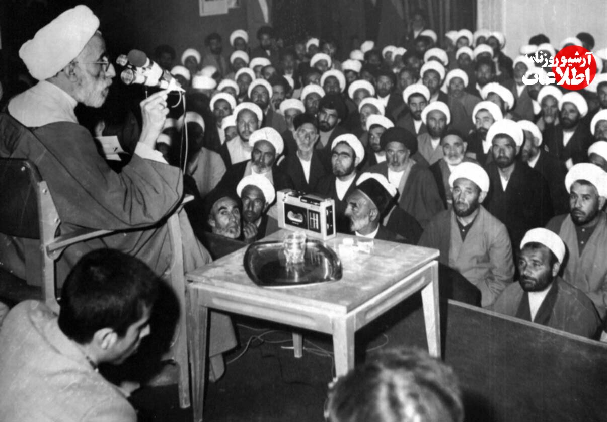 عکسهای دیده نشده از آیتالله جنتی در روز تولد ۱۰۰ سالگی