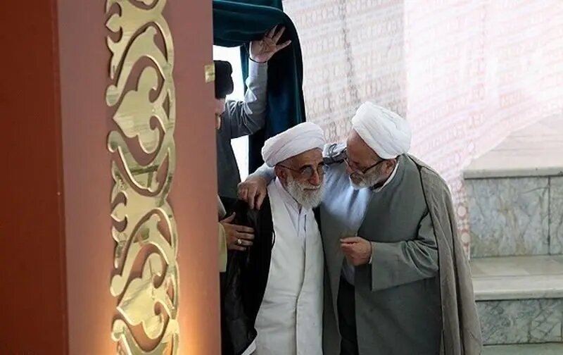 آیت الله جنتی و مرحوم شجونی