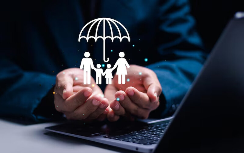 افتتاح شعب حضوری بیمه بازار