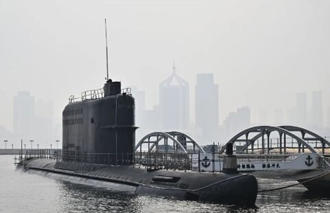 رصد زیردریایی‌های چین برای آمریکا  ۱۲۰۰۰۰۰۰۰۰۰ دلار آب می‌خورد!