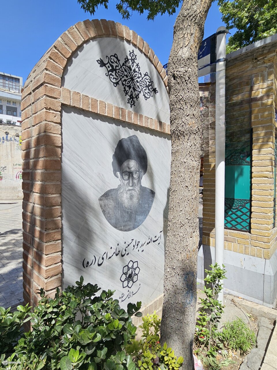 عکس ا اتاق تولد و عقد رهبر شهید را ببینید