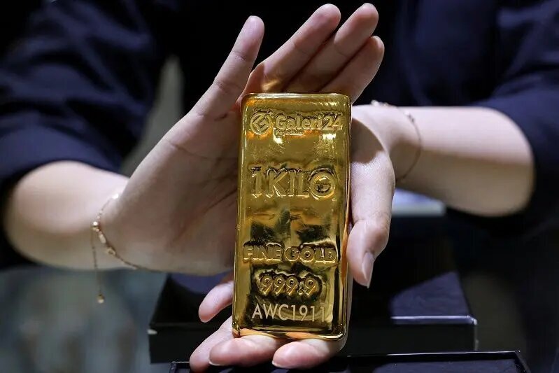 سقوط قیمت طلا؛ فلز زرد به پایینترین سطح در یک سال گذشته رسید