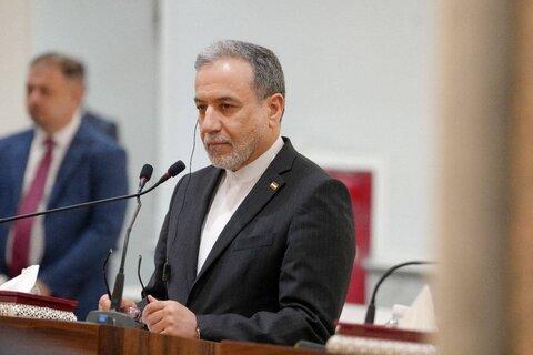 عراقچی: آمریکا باید به تعهداتش پایبند باشد