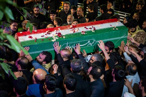 وداع با همسر شهید رهبر معظم انقلاب در مدرسه فرهنگ