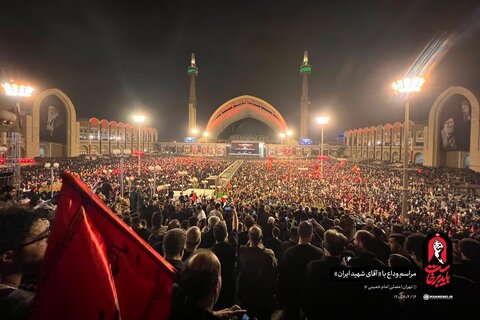 بهت ترامپ از ارادت مردم ایران به رهبر شهید؛ چرا چشم او به مصلای تهران است؟